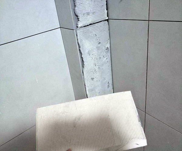 墙砖空鼓的后果是什么样(墙砖空鼓的后果是什么样的)